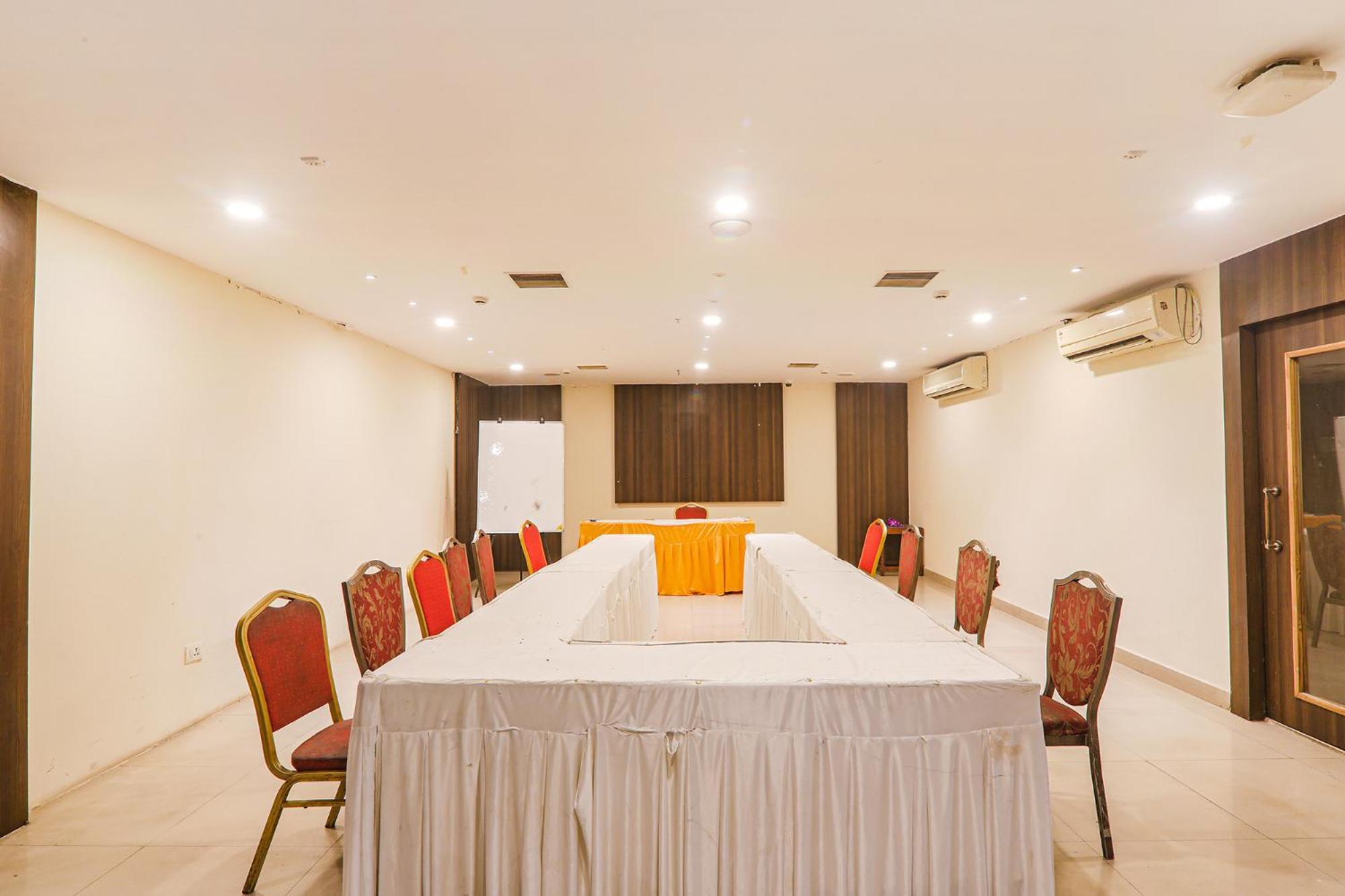 Fabhotel Prime The Continental Lucknow Extérieur photo